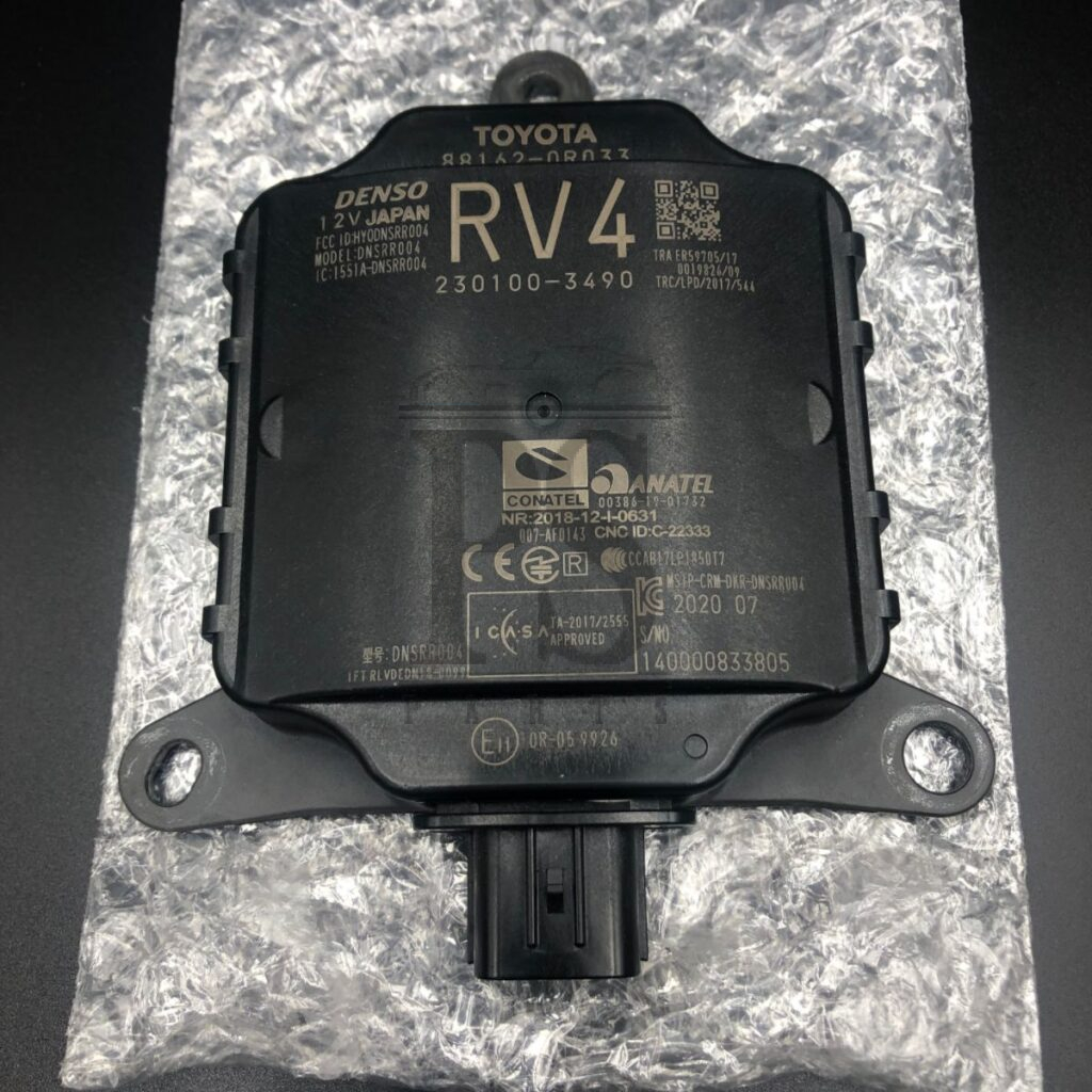 881620R033